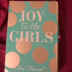 Too Face palette